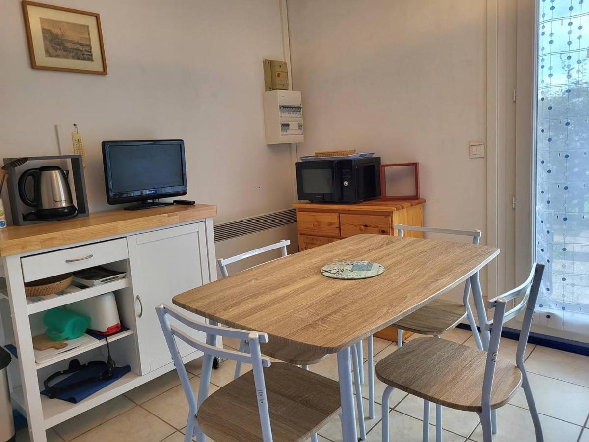 Studio Avec Terrasse, Parking Prive Et Acces Direct A La Plage - Fr-1-465-86 Мервиль-Франсвиль Экстерьер фото